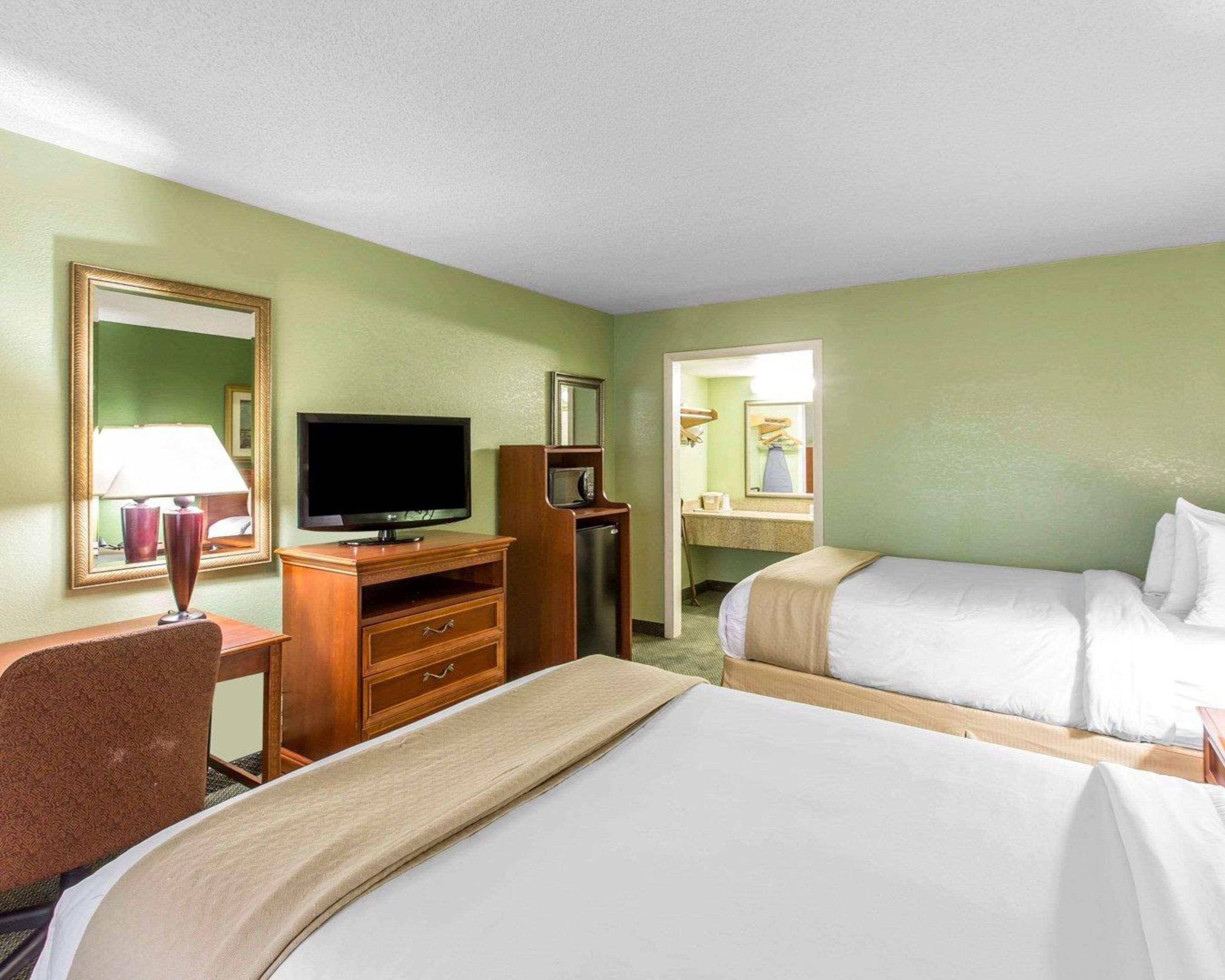 Quality Inn & Suites เวย์ครอส ภายนอก รูปภาพ